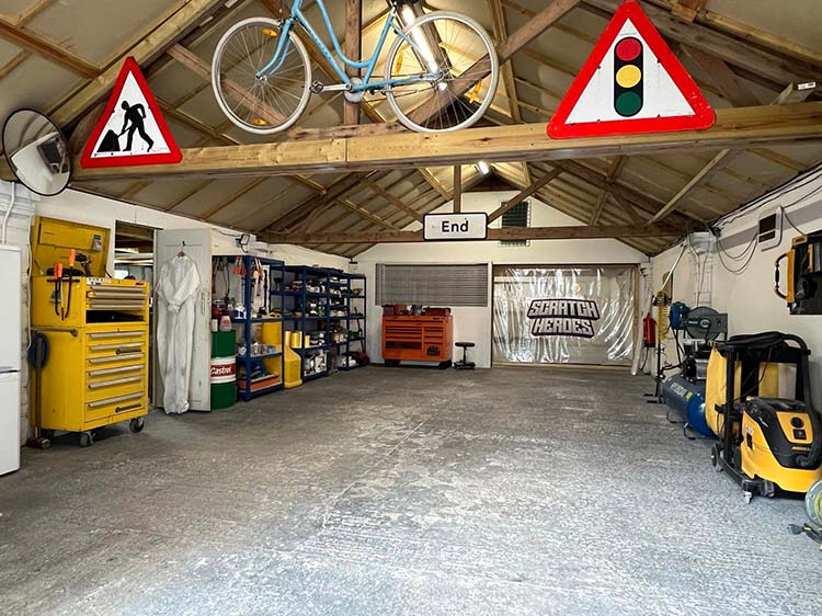 About Scratch Heroes Car Bodyshop Unit Wimborne